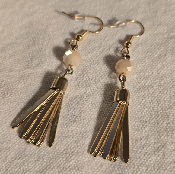 Handmade Gold Tassle Earrings - Picture 2 of 4